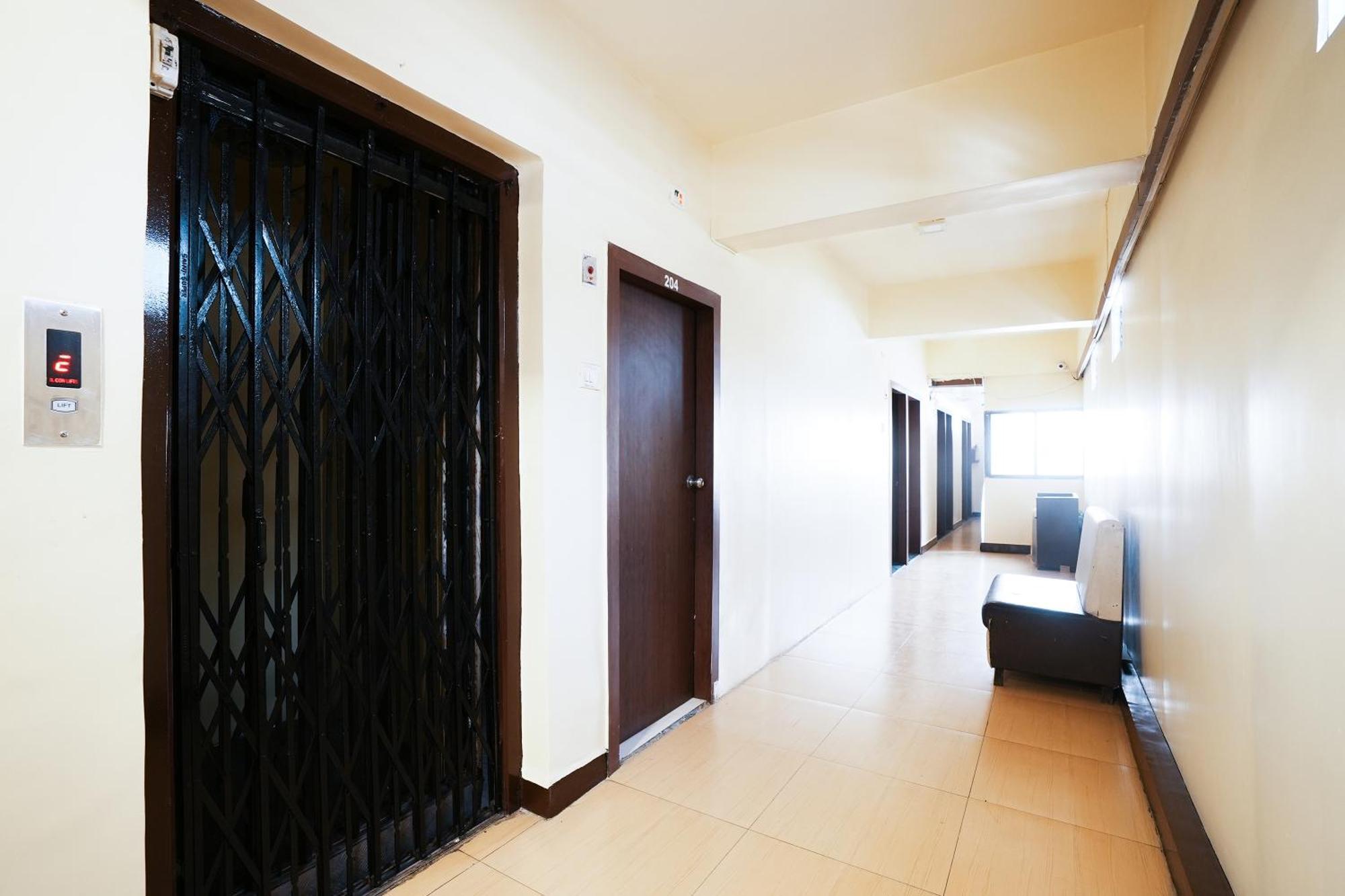 Hotel Della Comfort Near Ambreshwar Shiv Mandir, Ambernath Amarnāth Exterior foto